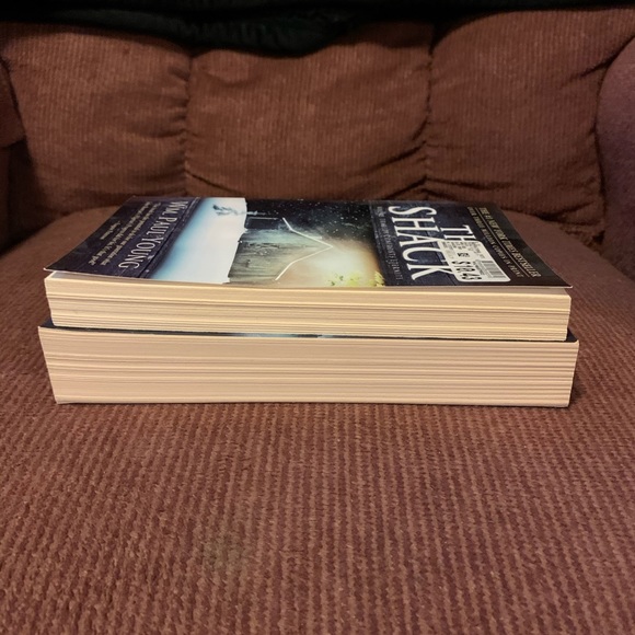 Bundle of 2 books: The Shack and The Reason - Picture 5 of 10